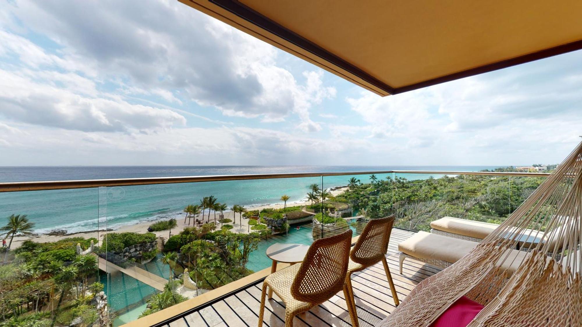 Hotel Xcaret Arte - All Parks All Fun Inclusive - Adults Only Playa del Carmen Eksteriør bilde View from a suite at the Grand Palladium Hotel, Playa del Carmen, Mexico